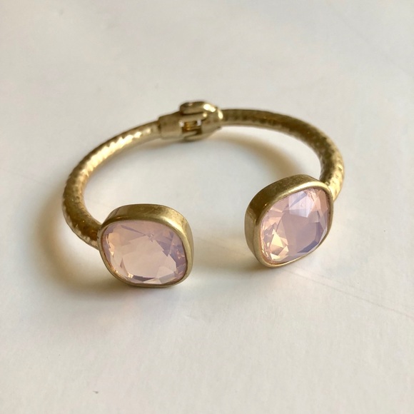 Jewelry - Gold bracelet with pink gemstones